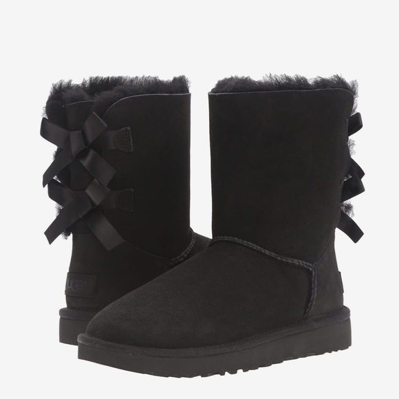Women’s UGG BAILEY BOW II BLACK BOOTS